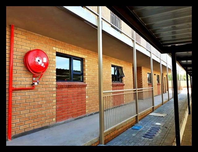 1 BEDROOM APARTMENT TO LET IN DOUGLAS VALLEY